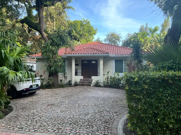 250 NE 87th St, El Portal, FL 33138