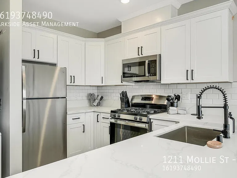 1211 Mollie St #1 — Photo 3