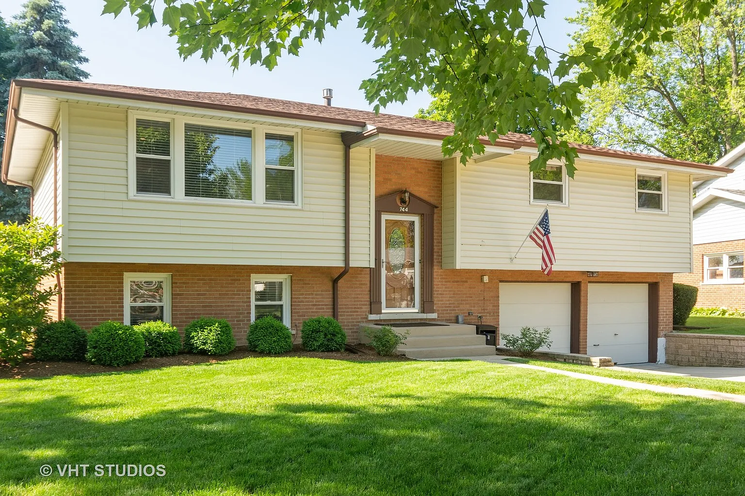 744 S Stuart Ln photo 1