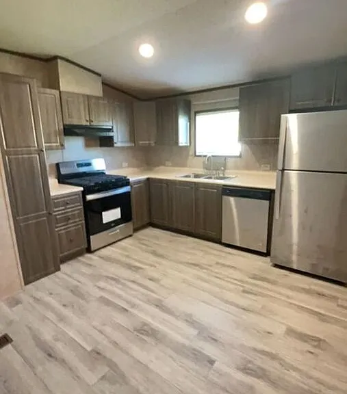675 E Mills Dr — Photo 18