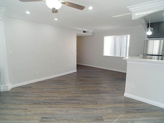 2nd image of 14242 Roscoe Blvd APT 202