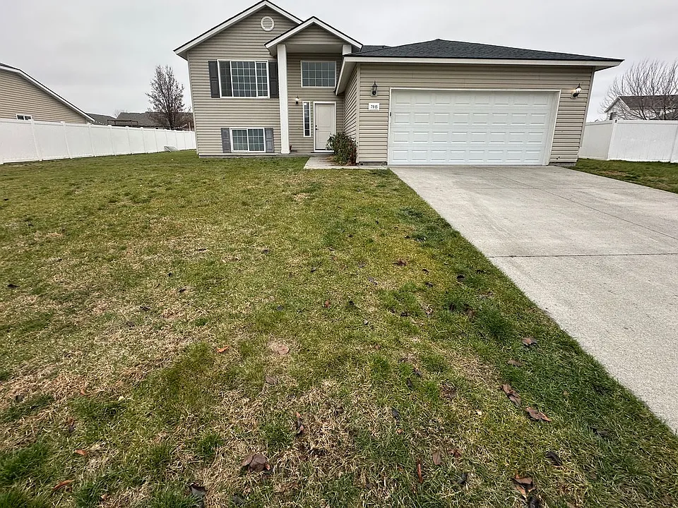 7915 Chehalis Dr
