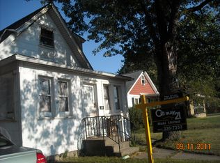 309 S Lewis Ave, Waukegan, IL 60085