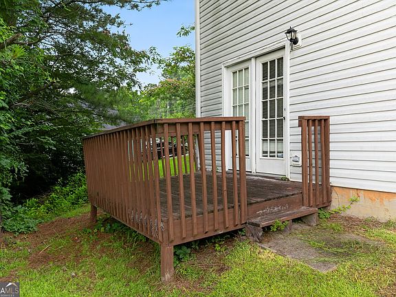 5th image of 1024 Abercorn Way