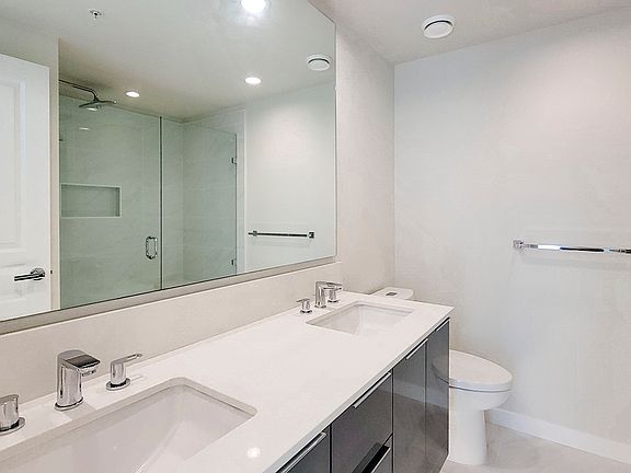 4th image of 3096 Windsor Gate #2202