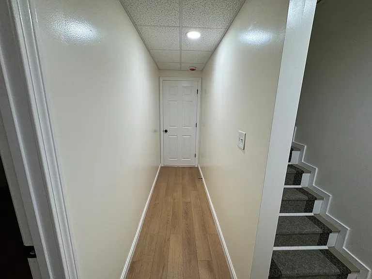 4 Daytona St — Photo 16