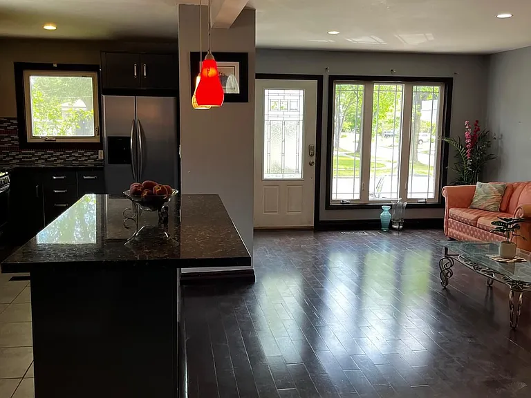 44 Romulus Dr — Photo 8