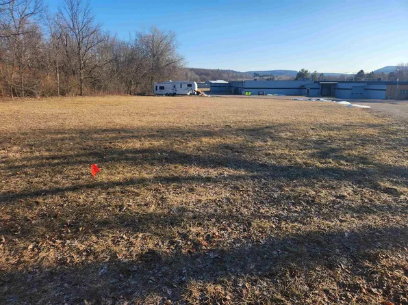 1.1 Acres Hl, Baraboo, WI 53913