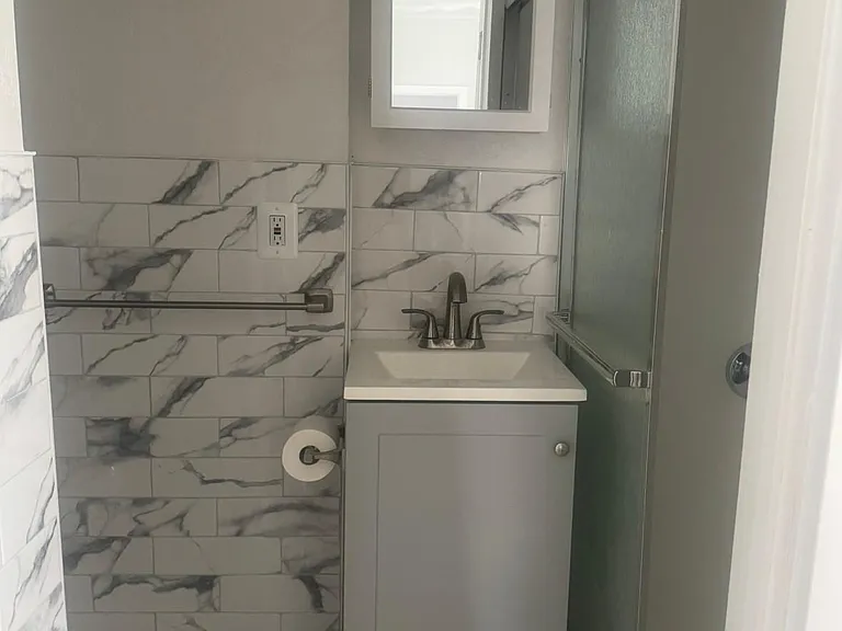 181 Division St #1W — Photo 12