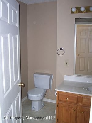 2nd image of 2710 Butterfield Rd #1