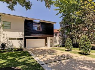 7002 Newcastle St, Bellaire, TX 77401