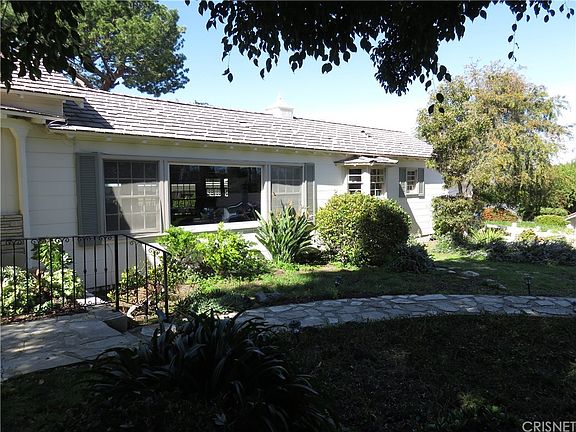 4th image of 5 Sunnyfield Dr