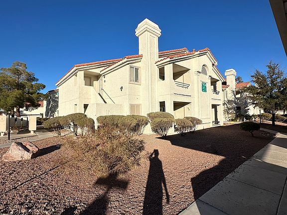2nd image of 7904 Idledale Ct Unit 201