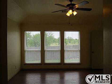 3rd image of 7053 Meandering Creek Ln