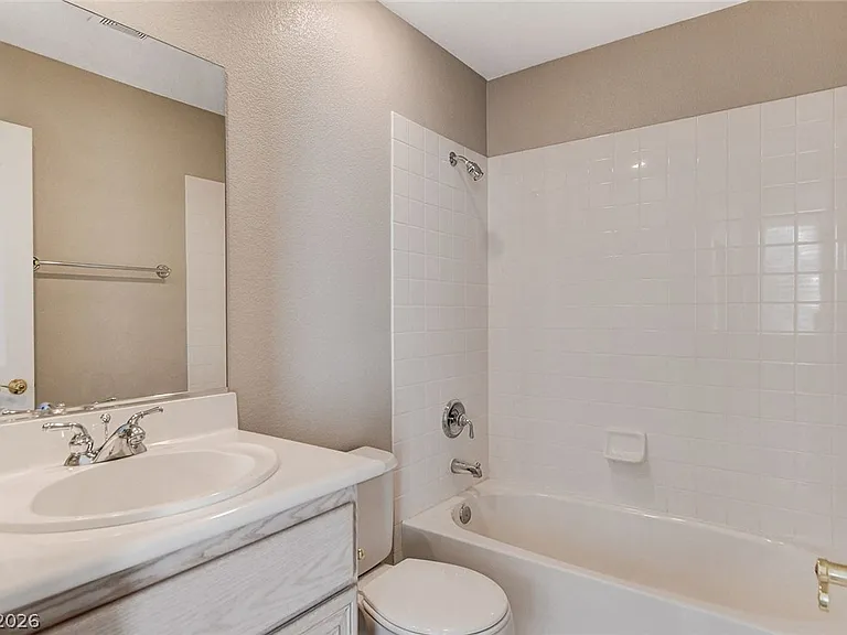 1001 Bannockburn St #NA — Photo 34