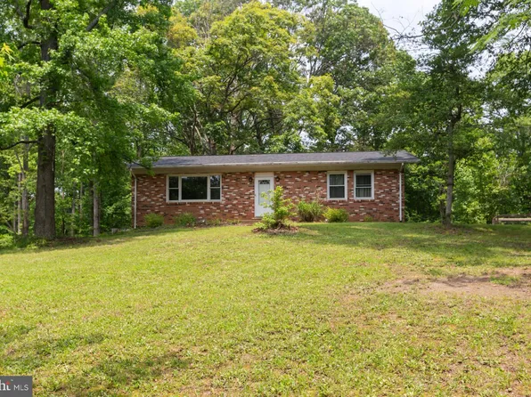 2 Macgregor Ridge Rd, Stafford, VA 22554