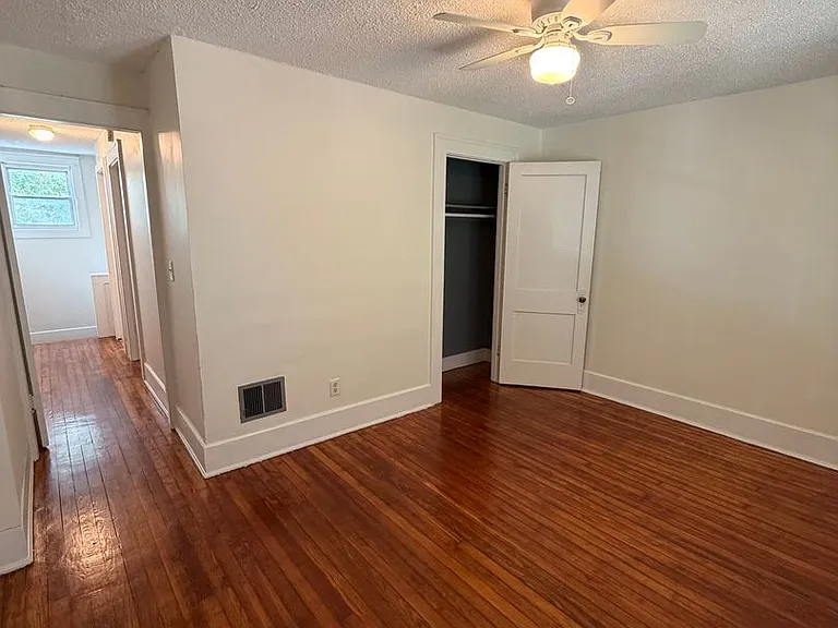 363 E Gates St #1 — Photo 5