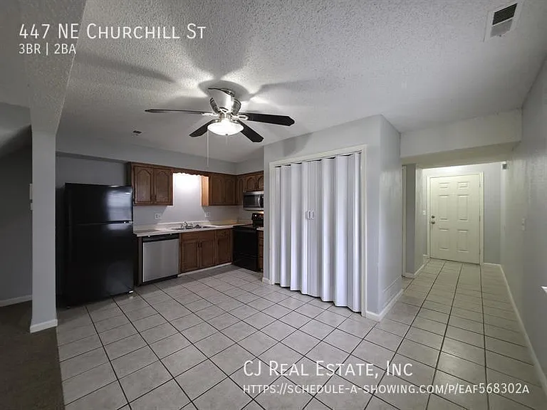 447 NE Churchill St — Photo 4