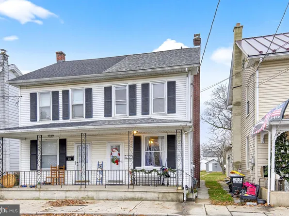 317 S Broad St, Myerstown, PA 17067
