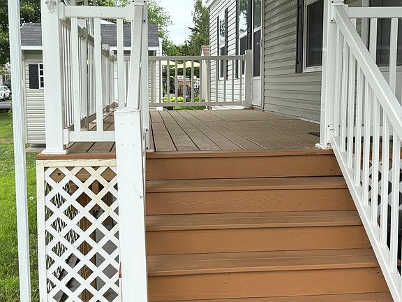 4th image of 50 Kipp Lane #35