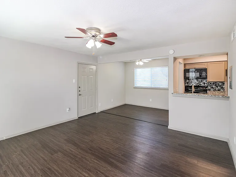 Brix Apartments — Photo 13