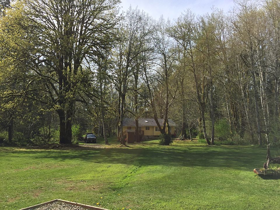 2nd image of 419 W Satsop Maple Gln