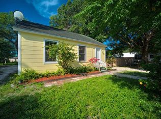1111 27th Ave W, Bradenton, FL 34205