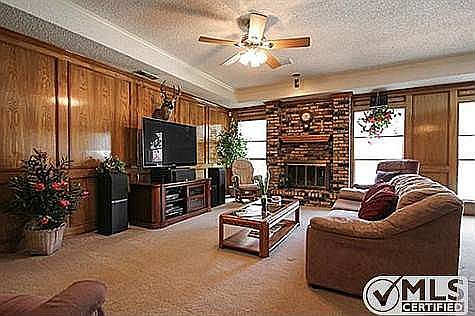5th image of 1515 Lincoln Dr