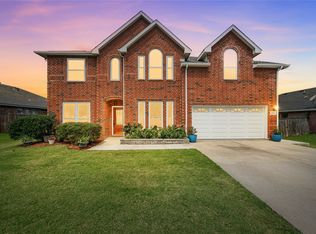 3521 Crisoforo Dr, Denton, TX 76207