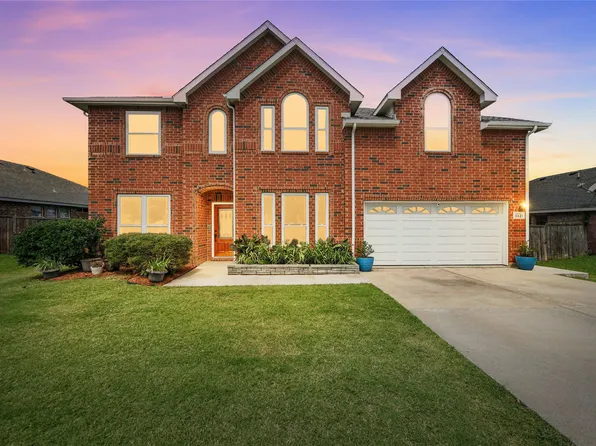 3521 Crisoforo Dr, Denton, TX 76207