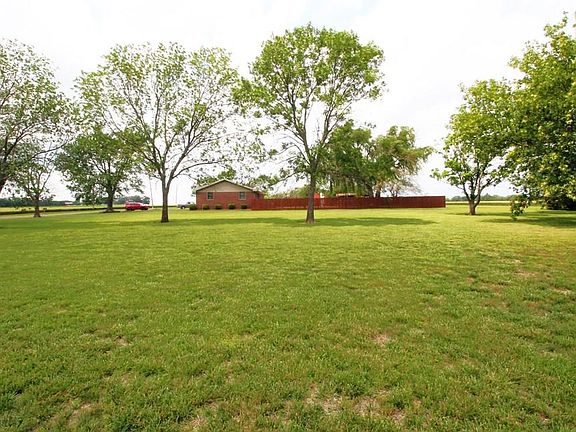 4th image of 3785 County Road 3800