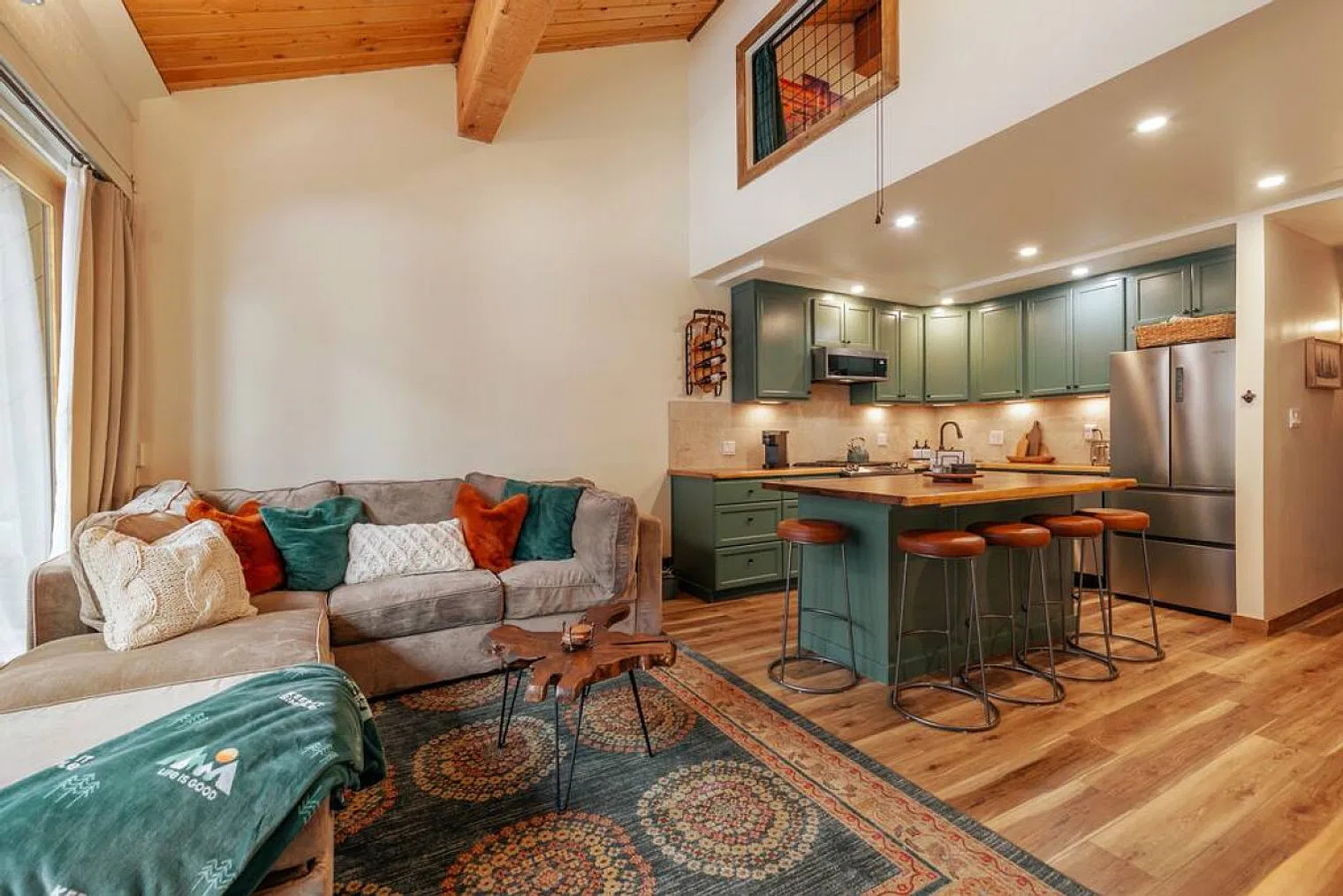 1 bed, 2.0 bath, $7,956 — Photo 1
