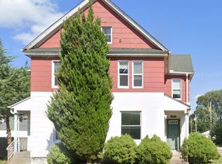 1619-1621 N Gaines St, Davenport, IA 52806
