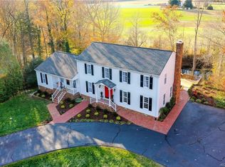14383 Riverside Dr, Ashland, VA 23005