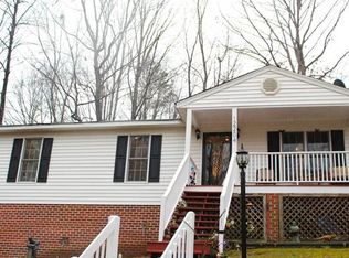 12204 Glen Tara Ct, Midlothian, VA 23112