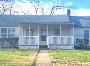 7638 Chestnut St, Manassas, VA 20111