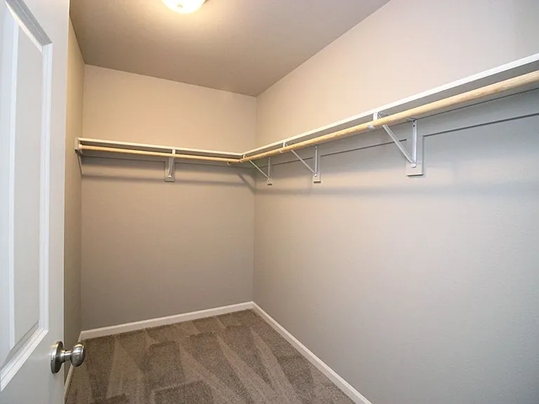 6985 Majestic Loop — Photo 10