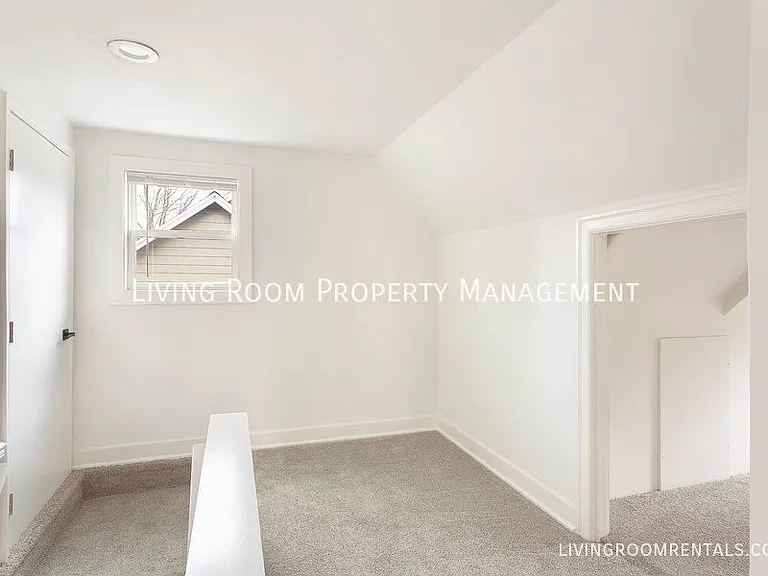 4451 SE 29th Ave — Photo 8