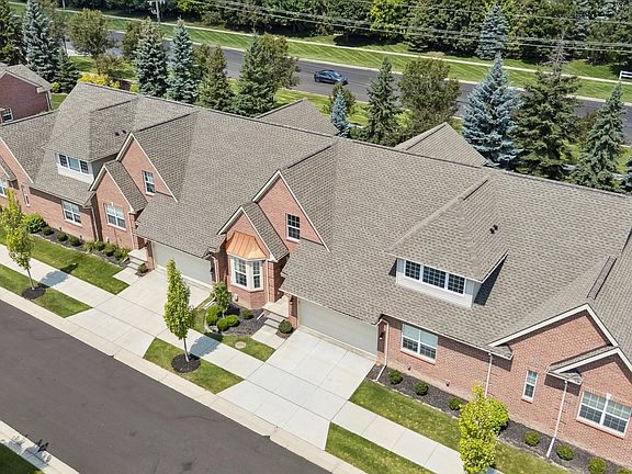 2nd image of 48526 Eastbridge Dr #35