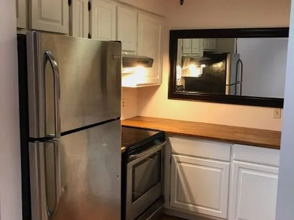 134 Washington St APT 401, Norwalk, CT 06854