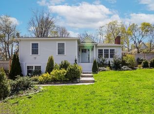 20 Bennington St #20, Newton, MA 02458
