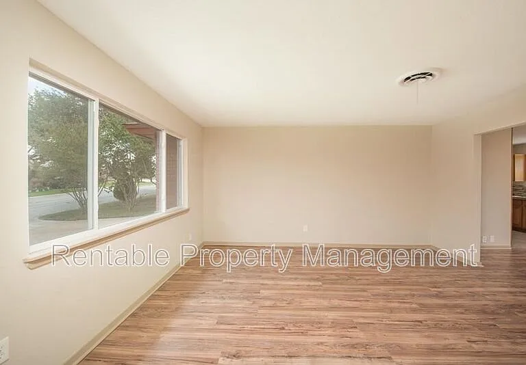 5209 Rector Ave — Photo 4