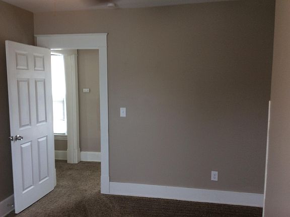 2nd image of 4529 Homer Ave