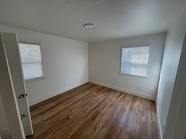 2027 Washington Ave #2027 — Photo 9