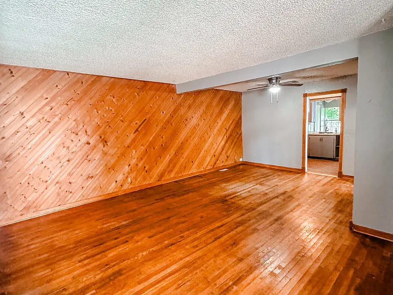4708 N College Ave — Photo 2