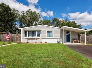 510 Morningside Dr, Glen Burnie, MD