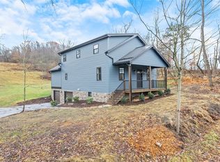 5130 Watters Rd, New Kensington, PA 15068