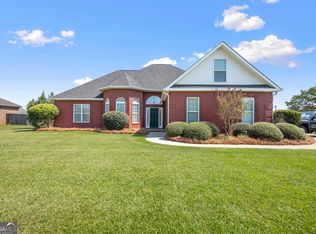 119 Dovecot Dr, Warner Robins, GA 31088