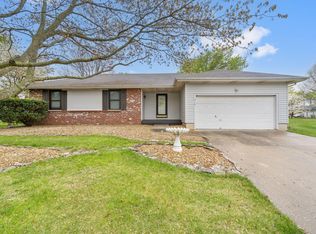 210 N Meteor Ave, Springfield, MO 65802