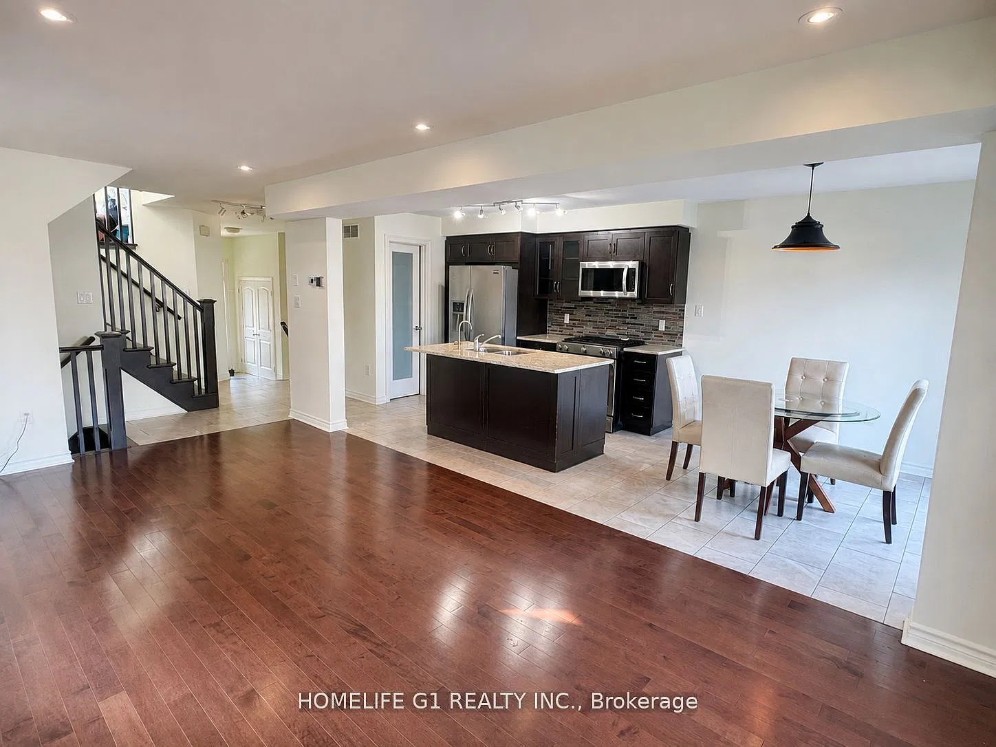 3 bed, $2,799 — Photo 4